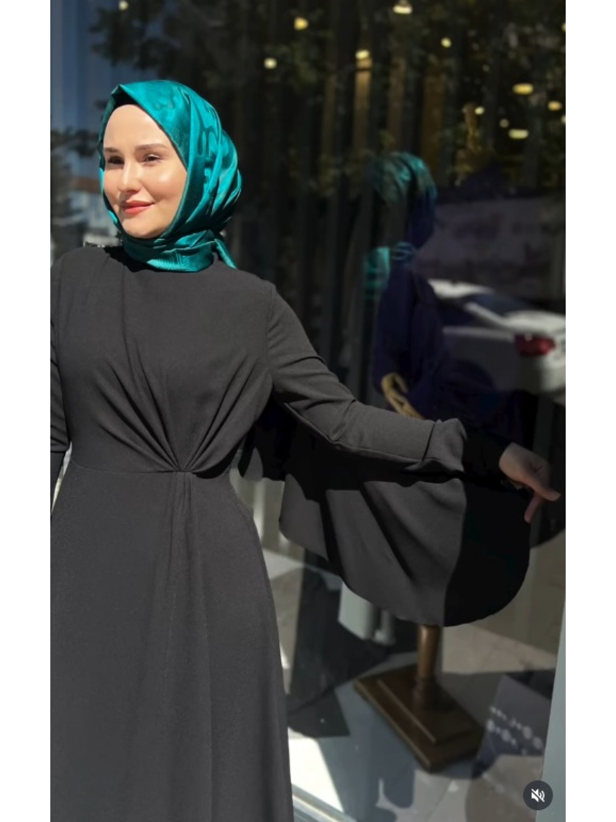 SELVİ ÇETİN DRAPELİ ELBİSE